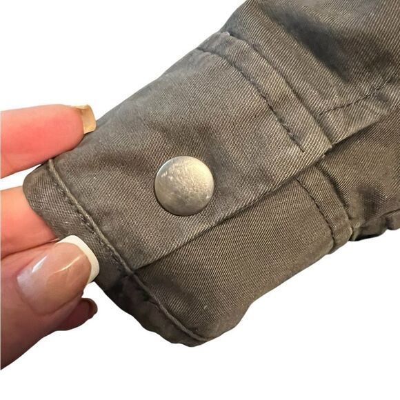 Parka, coat or trench. More of a military green with a fuchsia trim out. - Picture 16 of 16